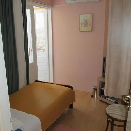 Sinistaj Pensionat 2*