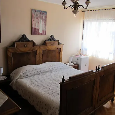 Sinistaj Guest house